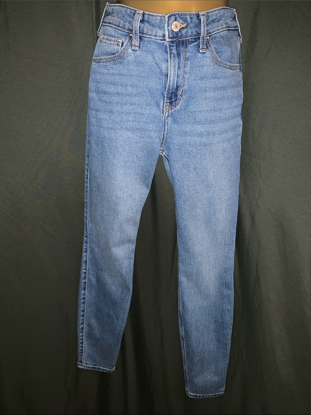 Abercrombie & Fitch Women’s High-Rise Jeans in Light Blue Denim
